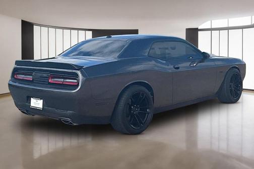 Granite Crystal Clearcoat Metallic 2023 Dodge Challenger R/T