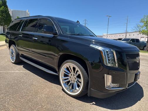 2020 Cadillac Escalade ESV Luxury