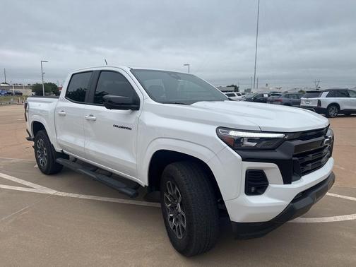 Summit White 2023 Chevrolet Colorado Z71