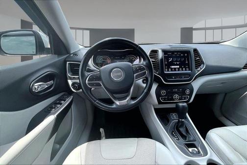 Bright White Clearcoat 2021 Jeep Cherokee Latitude Lux