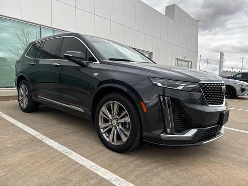 2023 Cadillac XT6 Premium Luxury FWD