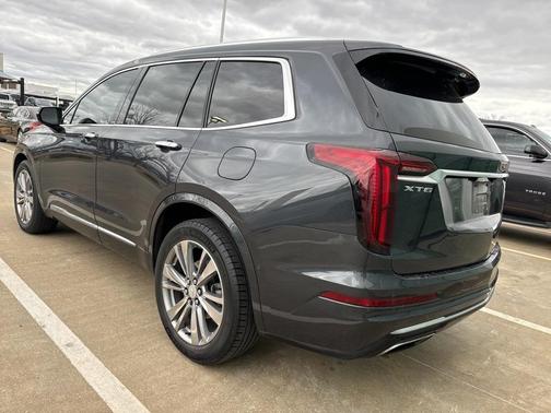 2023 Cadillac XT6 Premium Luxury FWD