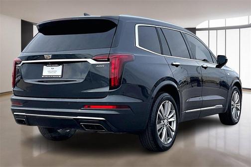 2023 Cadillac XT6 Premium Luxury FWD