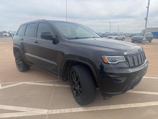 2020 Jeep Grand Cherokee Altitude