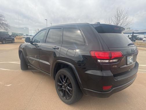 2020 Jeep Grand Cherokee Altitude
