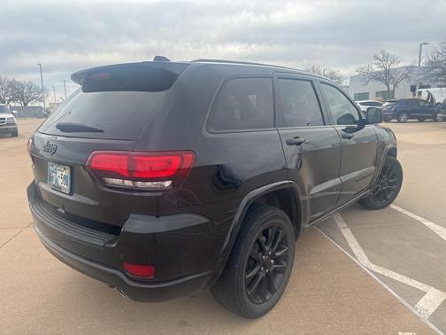 2020 Jeep Grand Cherokee Altitude