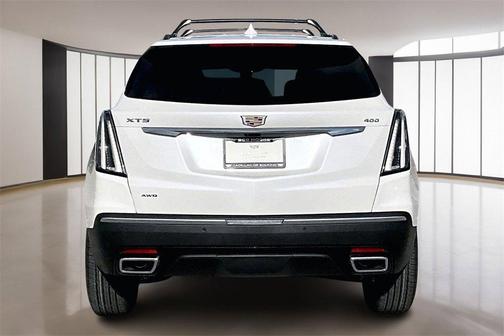 2026 Cadillac XT5 Sport