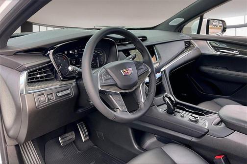 2026 Cadillac XT5 Sport