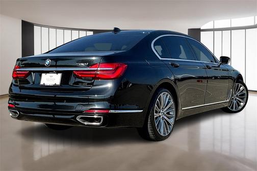 2018 BMW 750 i xDrive