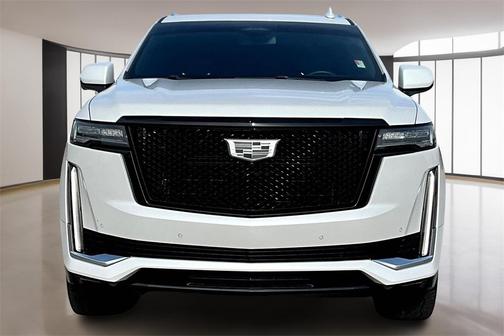 2022 Cadillac Escalade Luxury