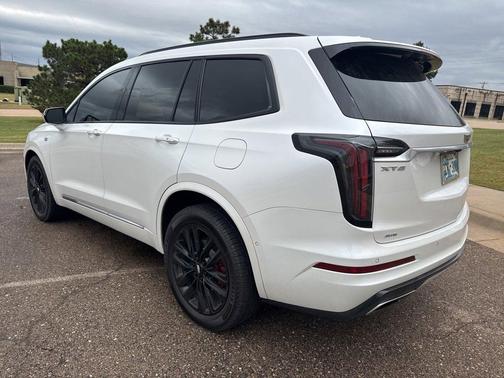 2022 Cadillac XT6 Sport AWD