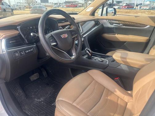 2023 Cadillac XT6 Premium Luxury AWD