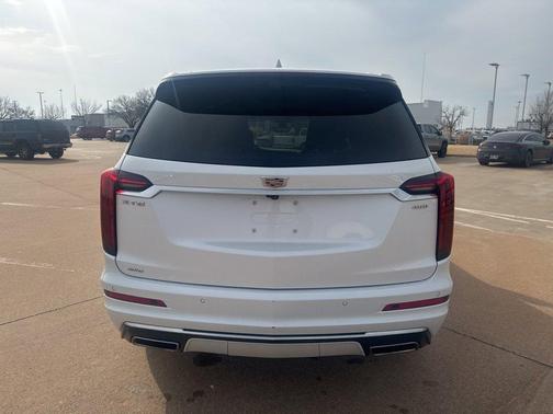 2023 Cadillac XT6 Premium Luxury AWD