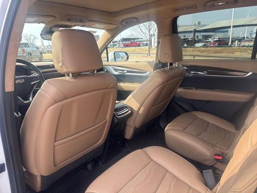 2023 Cadillac XT6 Premium Luxury AWD