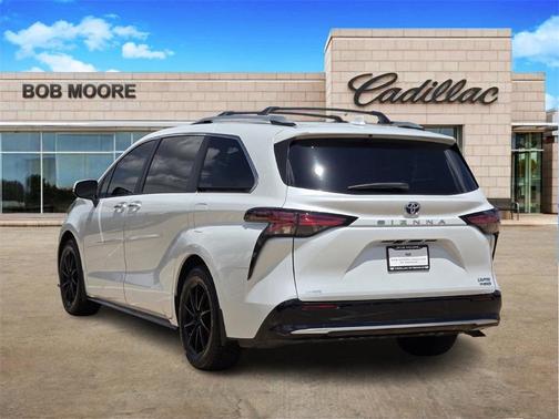 2022 Toyota Sienna Limited