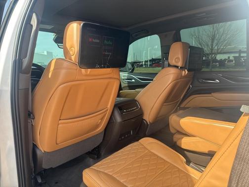 2024 Cadillac Escalade Sport