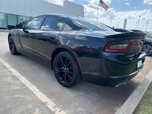 2018 Dodge Charger SXT