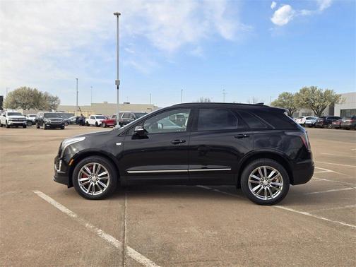 2025 Cadillac XT5 Sport