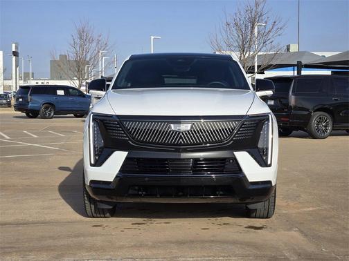 2025 Cadillac Escalade IQ SPORT 2