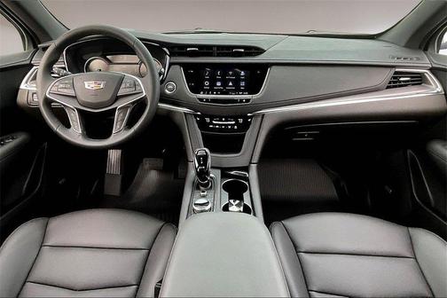 2026 Cadillac XT5 Luxury