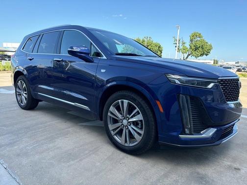 2025 Cadillac XT6 Premium Luxury AWD