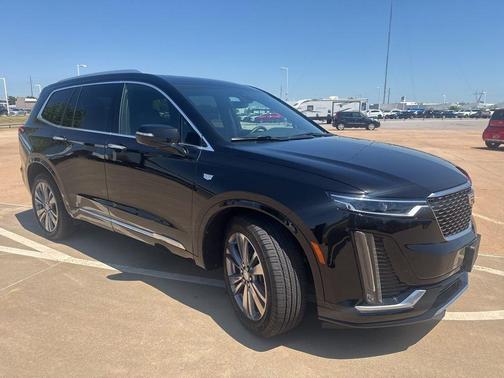 Stellar Black Metallic 2025 Cadillac XT6 Premium Luxury AWD