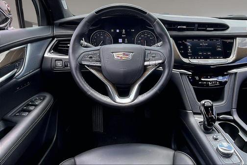 Stellar Black Metallic 2025 Cadillac XT6 Premium Luxury AWD