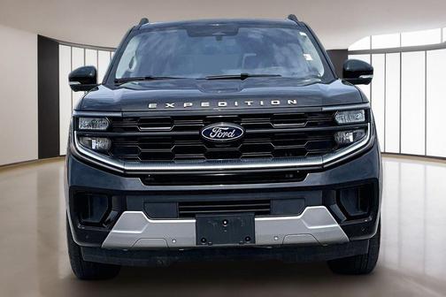 Black Metallic 2025 Ford Expedition Max Platinum