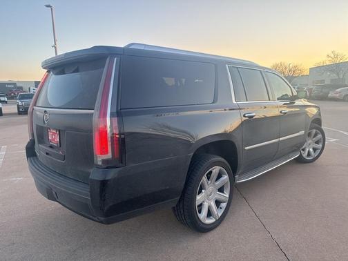 2015 Cadillac Escalade ESV Luxury