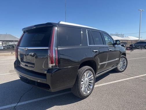 2018 Cadillac Escalade Platinum