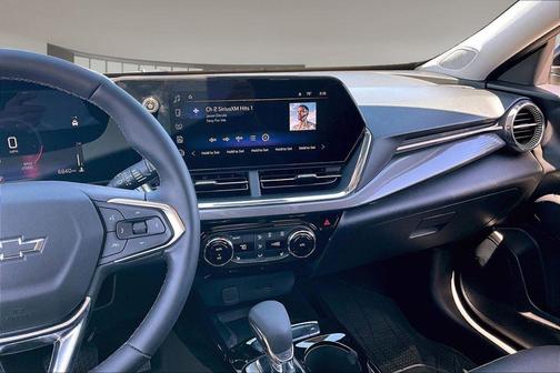 Green 2025 Chevrolet Trax ACTIV
