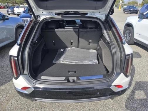 2025 Cadillac OPTIQ Luxury