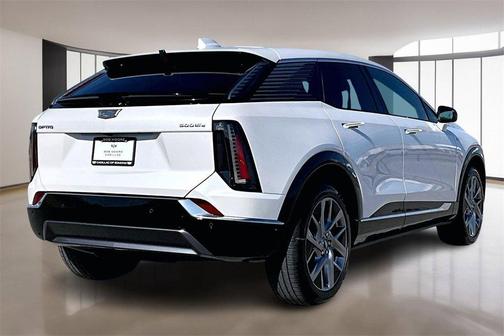 2025 Cadillac OPTIQ Luxury