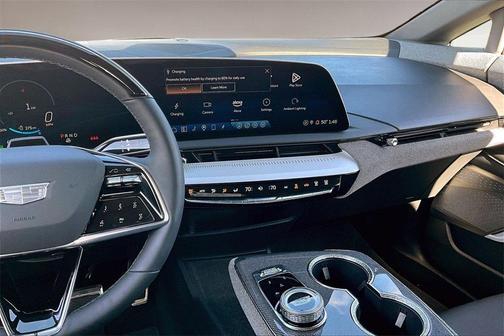 2025 Cadillac OPTIQ Luxury