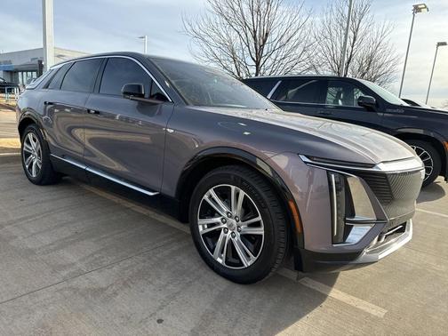 2024 Cadillac LYRIQ Tech