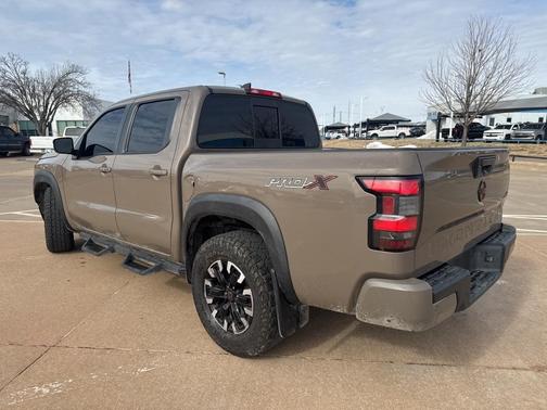 2022 Nissan Frontier PRO-X