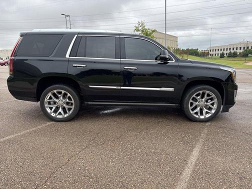 2019 Cadillac Escalade Platinum