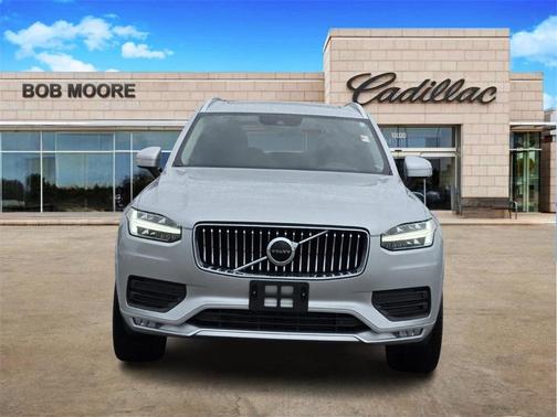 2020 Volvo XC90 T5 Momentum 7 Passenger