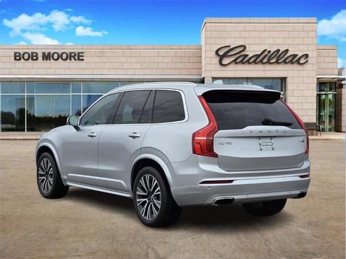 2020 Volvo XC90 T5 Momentum 7 Passenger
