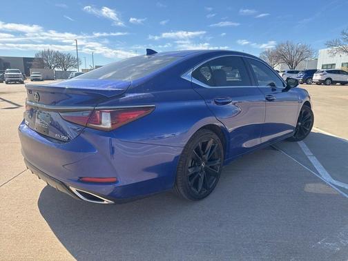 2022 Lexus ES 350 F Sport
