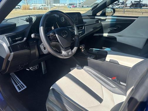 2022 Lexus ES 350 F Sport