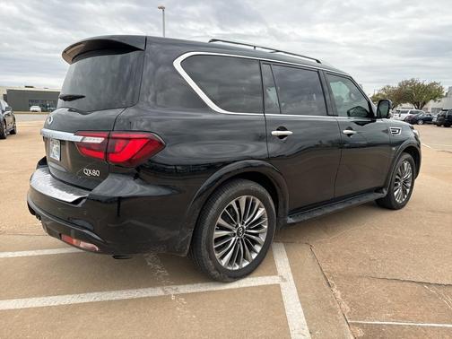 2019 INFINITI QX80 Luxe
