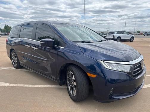 Blue 2022 Honda Odyssey EX-L