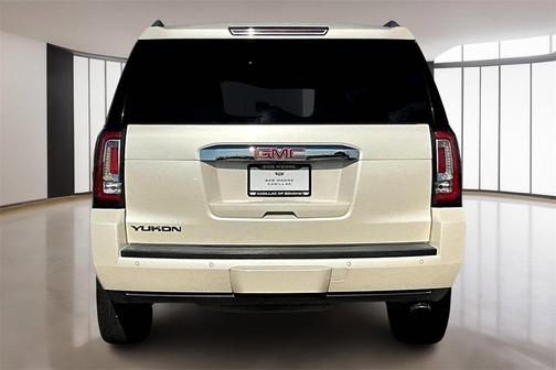 2015 GMC Yukon SLT