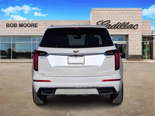 2025 Cadillac XT6 Luxury AWD