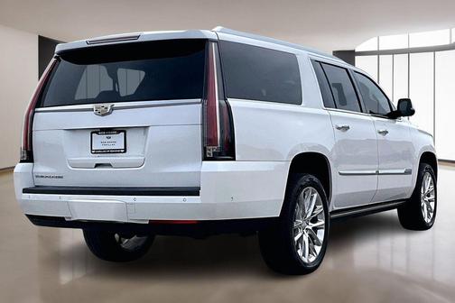 2018 Cadillac Escalade ESV Platinum