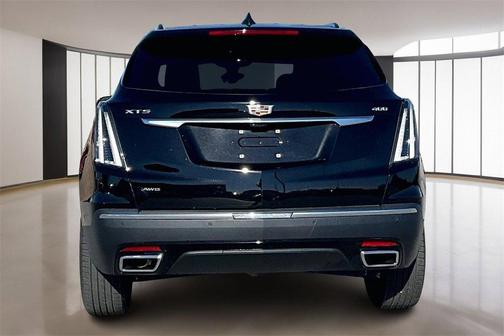2025 Cadillac XT5 Sport