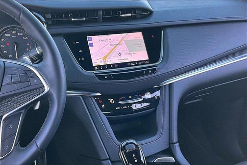 2025 Cadillac XT5 Sport