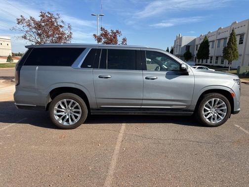 2023 Cadillac Escalade ESV Premium Luxury Platinum