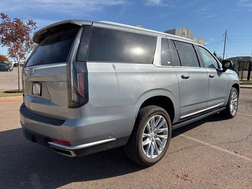 2023 Cadillac Escalade ESV Premium Luxury Platinum
